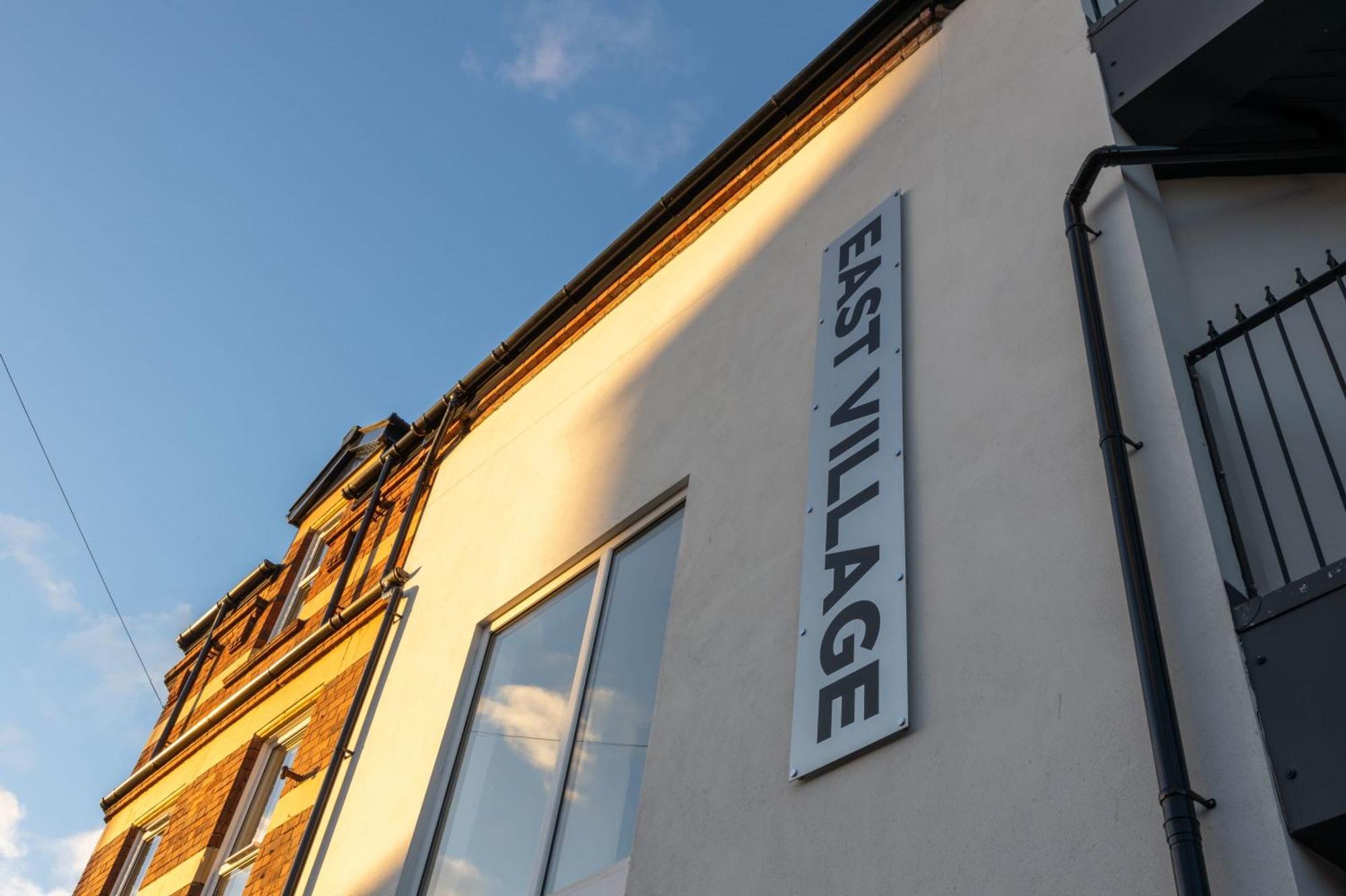Contemporary 2 Bed Apartment -Belfast East Village Bagian luar foto